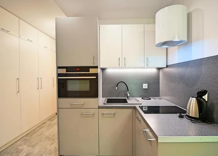 Everysky - Nad Lomnica 14a Lägenhet *