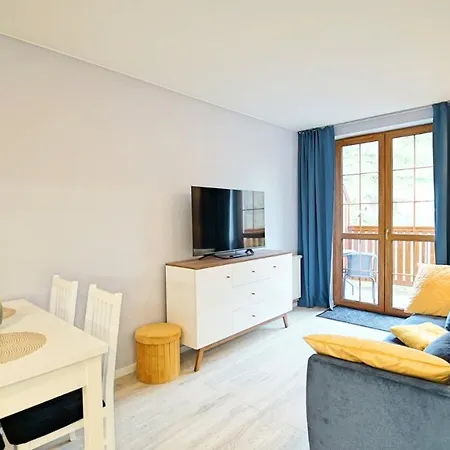 Everysky - Nad łomnicą 14a-b