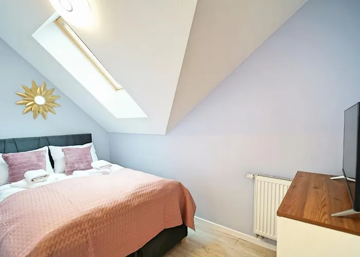 Everysky - Nad Lomnica 14a Apartamento *